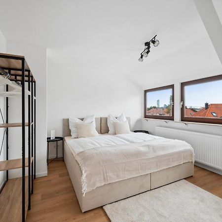 Malu Rooms - Top Lage, Kostenloser Parkplatz, Klima, Netflix, 24H Checkin Ludwigsburg Exteriér fotografie