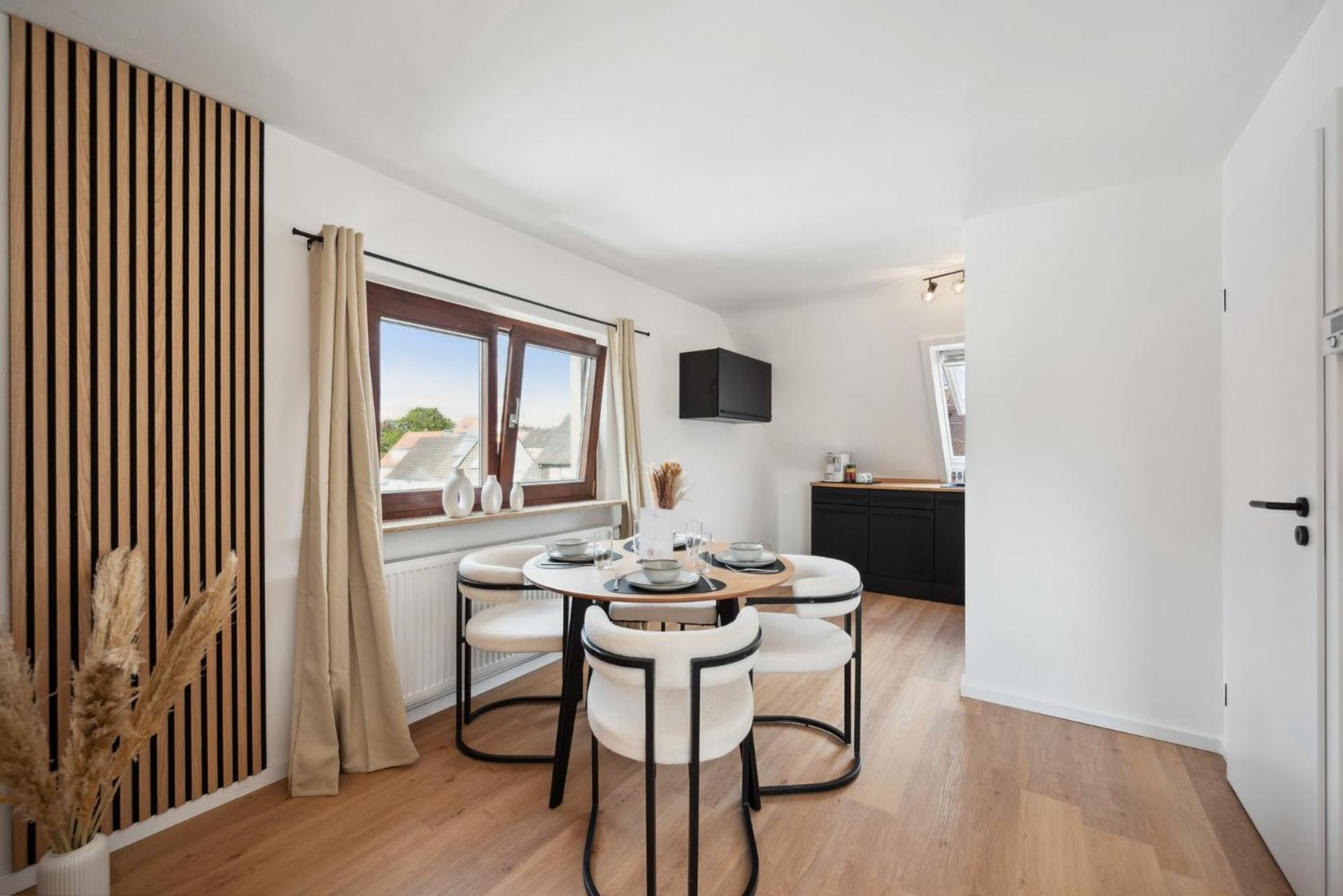 Malu Rooms - Top Lage, Kostenloser Parkplatz, Klima, Netflix, 24H Checkin Ludwigsburg Exteriér fotografie