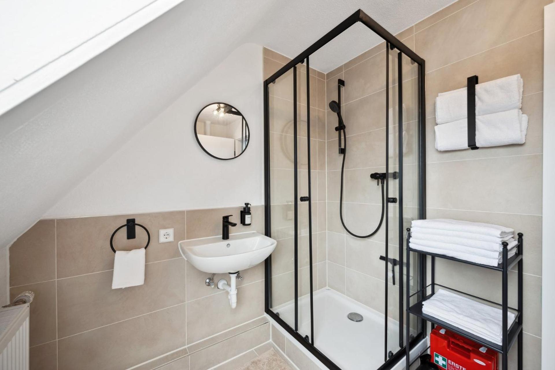 Malu Rooms - Top Lage, Kostenloser Parkplatz, Klima, Netflix, 24H Checkin Ludwigsburg Exteriér fotografie