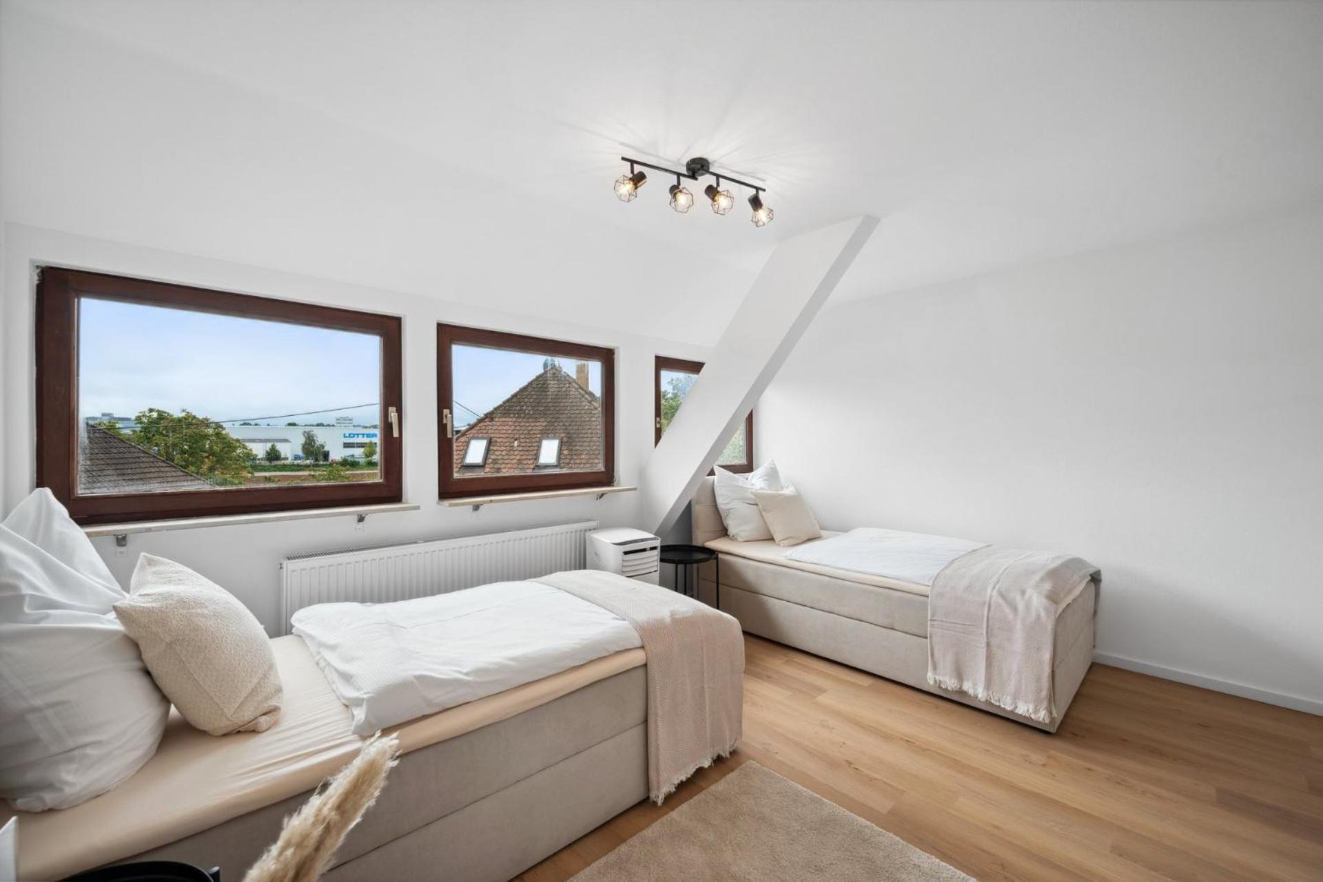 Malu Rooms - Top Lage, Kostenloser Parkplatz, Klima, Netflix, 24H Checkin Ludwigsburg Exteriér fotografie